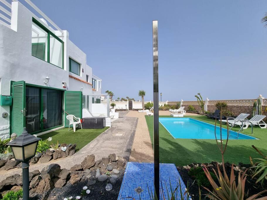 La Casa De Las Palomitas 코라레호 외부 사진